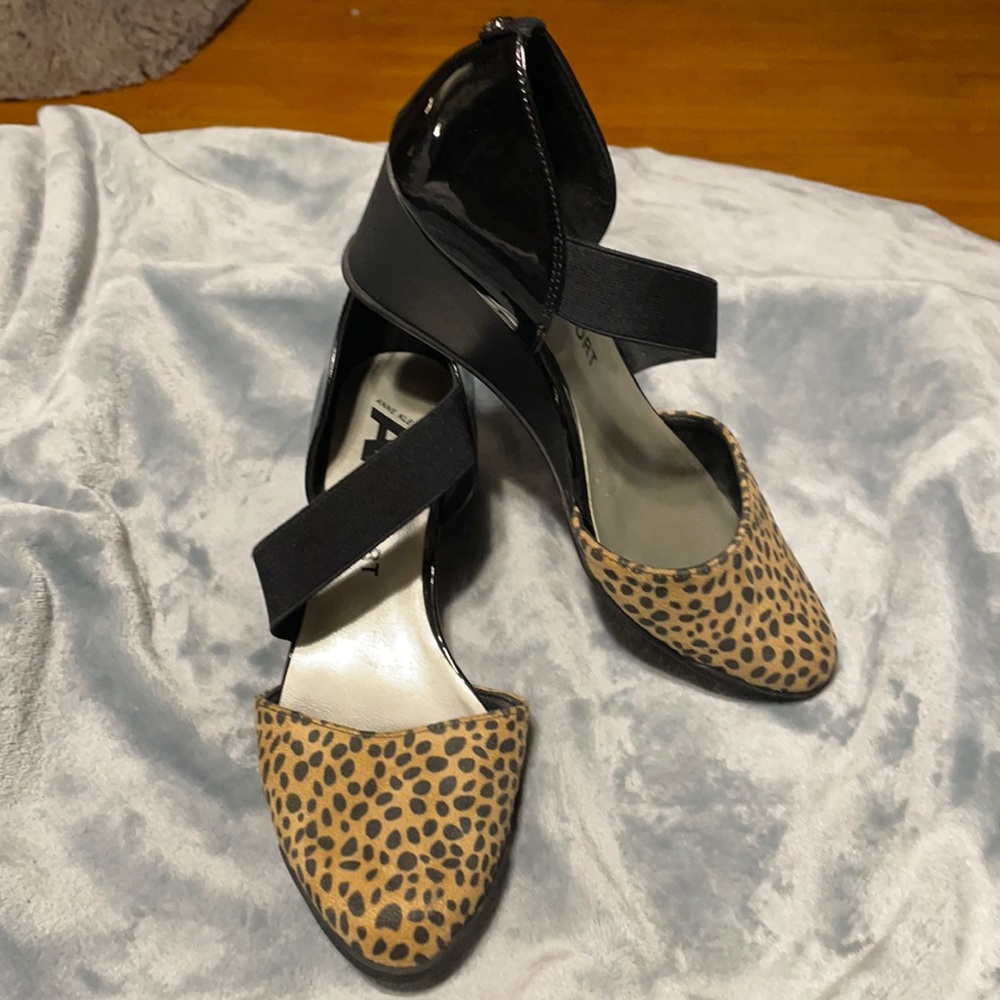 Anne Klein animal print shoes